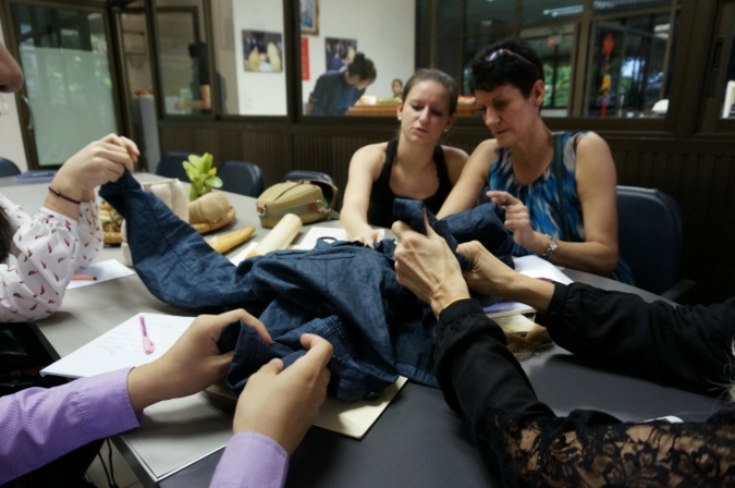 Von beeindruckender Qualität - mit echtem Indigo gefärbter Jeansstoff