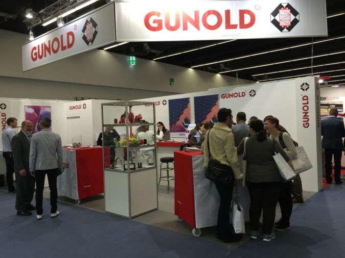 Blick auf den Messestand Gunold texprocess 2015
Photos: Gunold