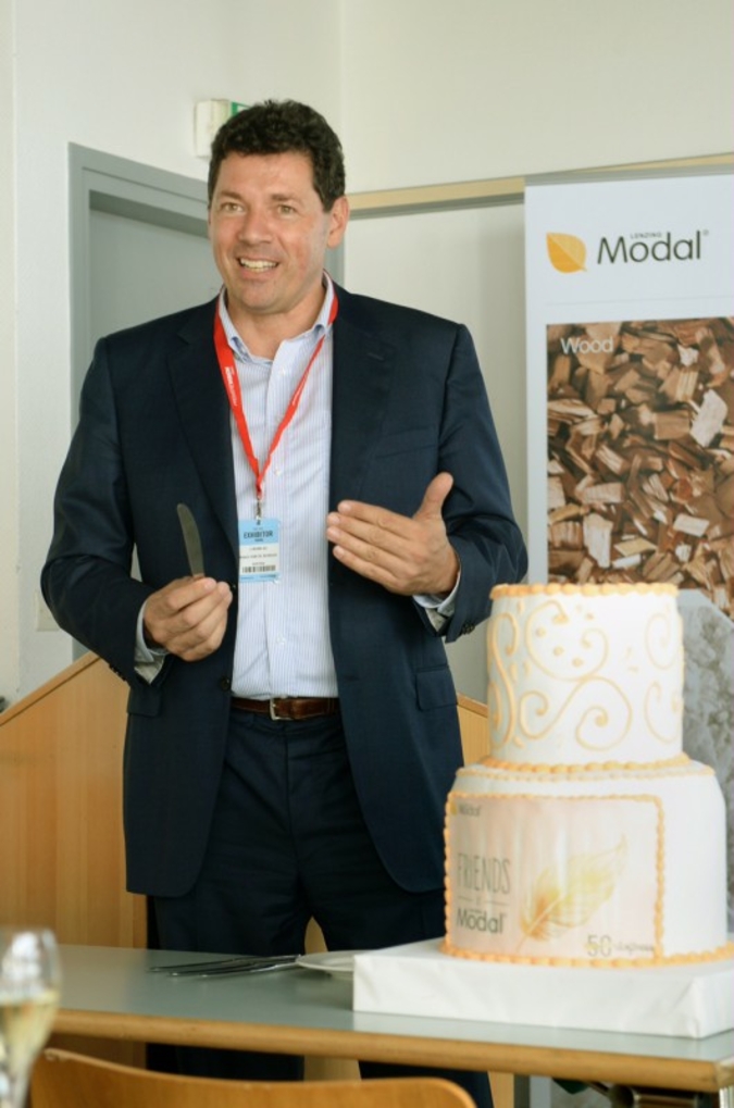 16.09.2015: Lenzing: 50 Jahre Lenzing Modal!