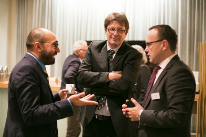 In den Pausen wurde viel über das Gehörte diskutiert...