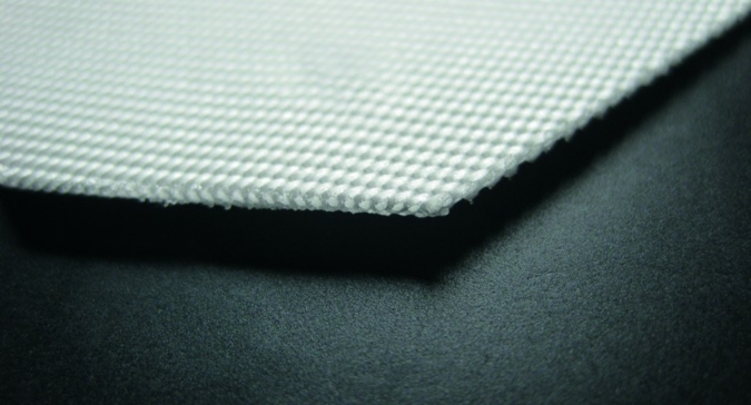 Verschmolzene Schnittkante bei Textilien mittels Laserzuschnitt