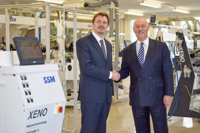 Auch weiterhin Hand in Hand: Dr. Maccabruni  und  E. Maurer (Photo: SSM)