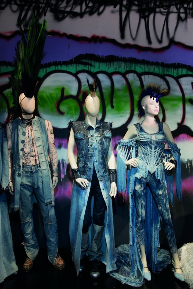 Impression der Ausstellung The Fashion World of Jean Paul Gaultier. From the Sidewalk to the Catwalk im Grand Palais Paris, 1. April–3. August 20...