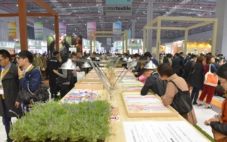Die Märzausgabe der Intertextile Shanghai läutete mit erneutem Aussteller- und Besucherrekord eine neue Ära ein Photo: Anna Blum