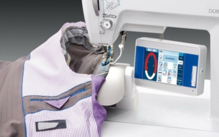 Dürkopp Adler zeigt in Osaka seine neueste Steuerungstechnik – DAC Comfort –  für präzise und reproduzierbare Nähprozesse. (Photo: Dürkopp...