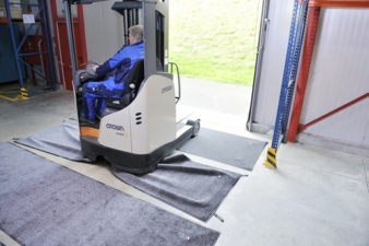 CWS Erfindung: Die Industriematte. Hält allem Stand.