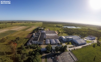 Im Grünen: Christs Gerberei in Uruguay. Eine hauseigene Eukalyptusplantage sorgt für den CO2-Ausgleich Photo: Christ