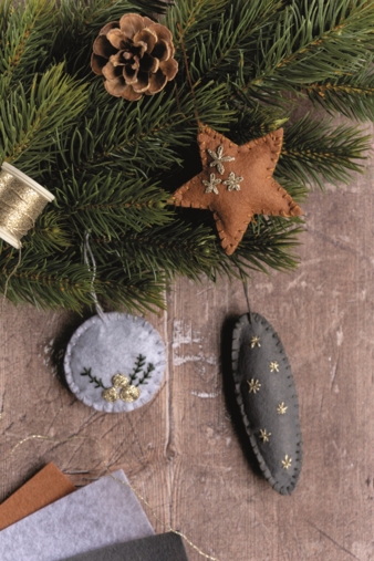 Festlich bestickt Louise Lemke Weihnachten Sticken