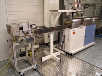 Doppelschneckenextruder mit Granulierung (Brabender)